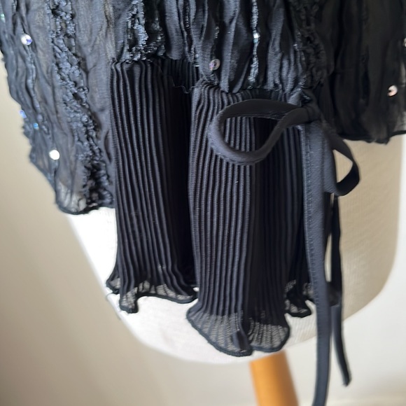 Kaelyn-Max Beautiful Black Frilly Top Jacket with Sequins Size - Picture 9 of 11